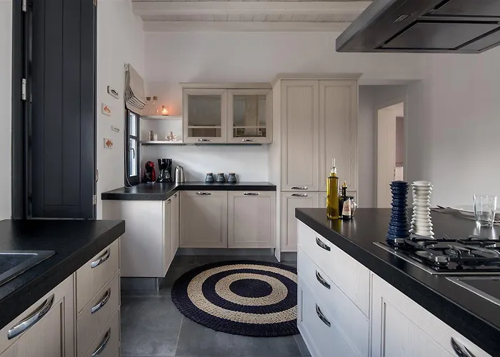 Myconian Platinum Superior & Junior Villa *