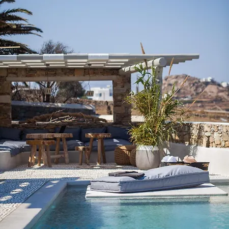 Myconian Platinum Superior & Junior * קלפטיס