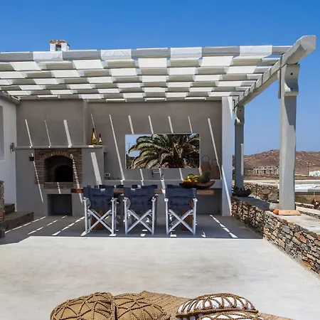 Myconian Platinum Superior & Junior * קלפטיס