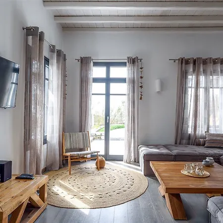 Villa Myconian Platinum Kalafatis