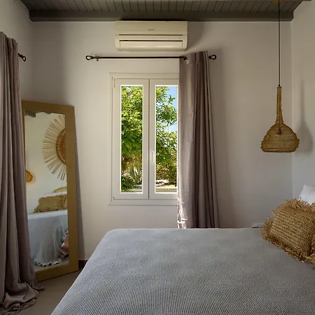 Myconian Platinum Superior & Junior Villa Kalafati